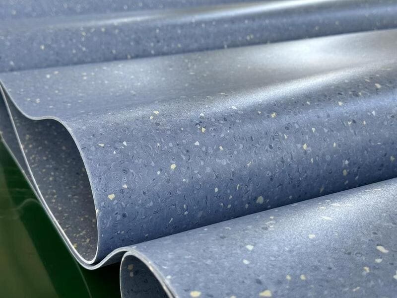 PVC roll flooring production and quality inspection process